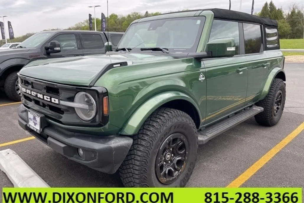 2023 Ford Bronco Outer Banks photo 1