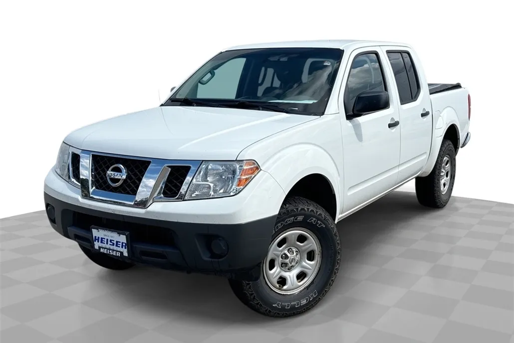 2014 Nissan Frontier S photo 1
