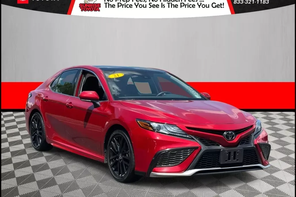 2021 Toyota Camry XSE photo 1