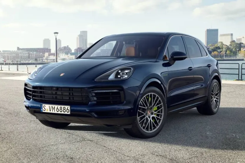 2023 Porsche Cayenne E-Hybrid Platinum Edition photo 1