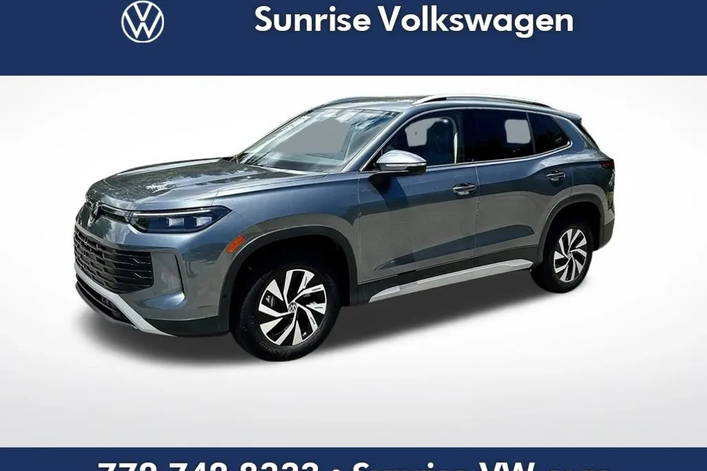 2025 Volkswagen Tiguan S photo 1