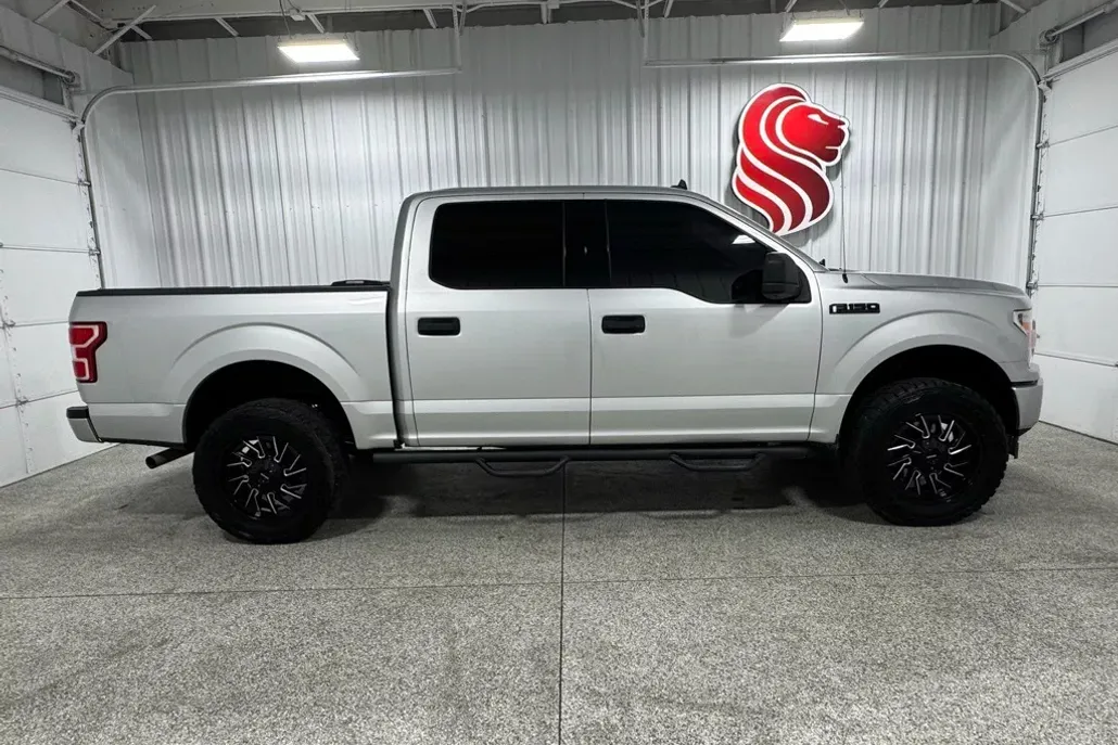2019 Ford F-150 XLT photo 1