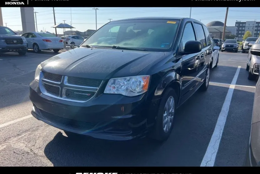 2016 Dodge Grand Caravan SE photo 1