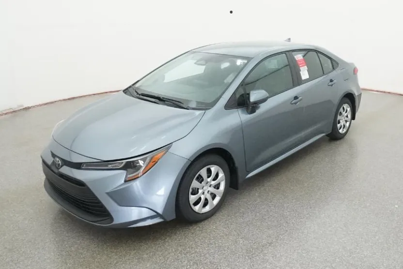 2026 Toyota Corolla LE photo 1
