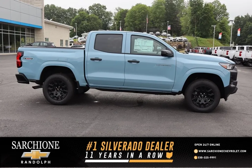 2025 Chevrolet Colorado Work Truck photo 1