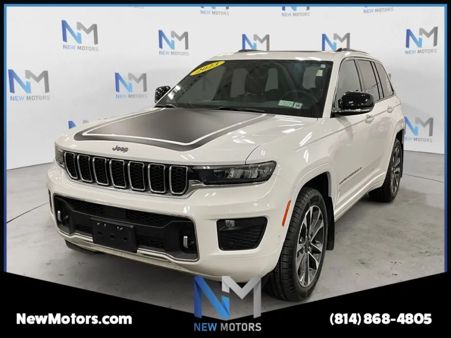 2023 Jeep Grand Cherokee Overland photo 1