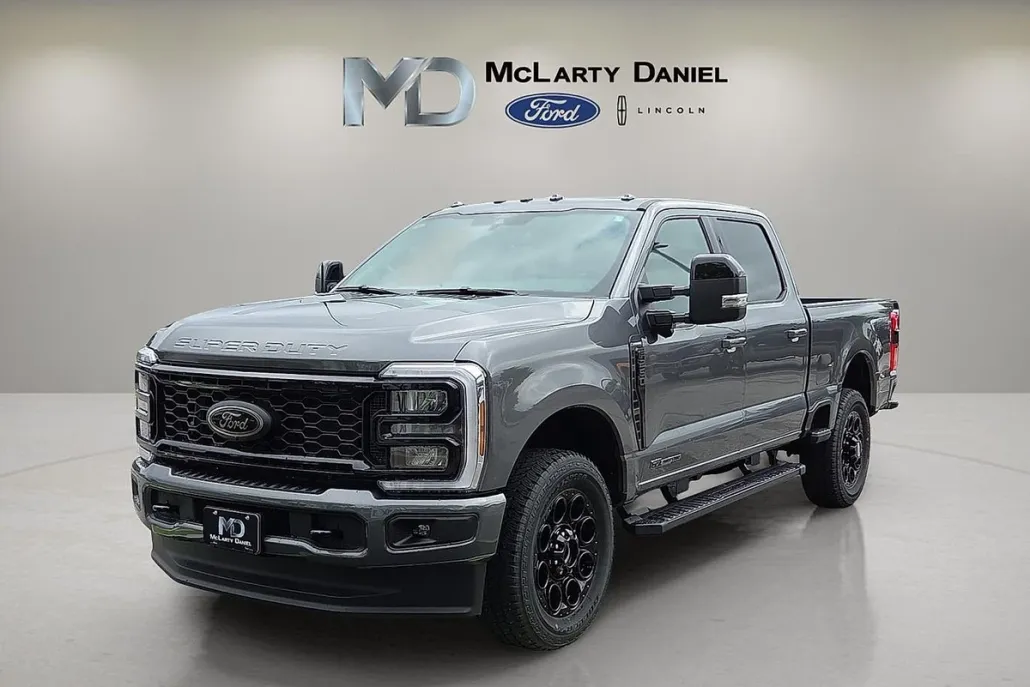 2026 Ford F-250 photo 1