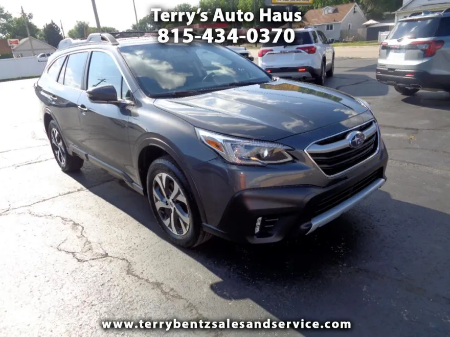 2020 Subaru Outback Limited photo 1