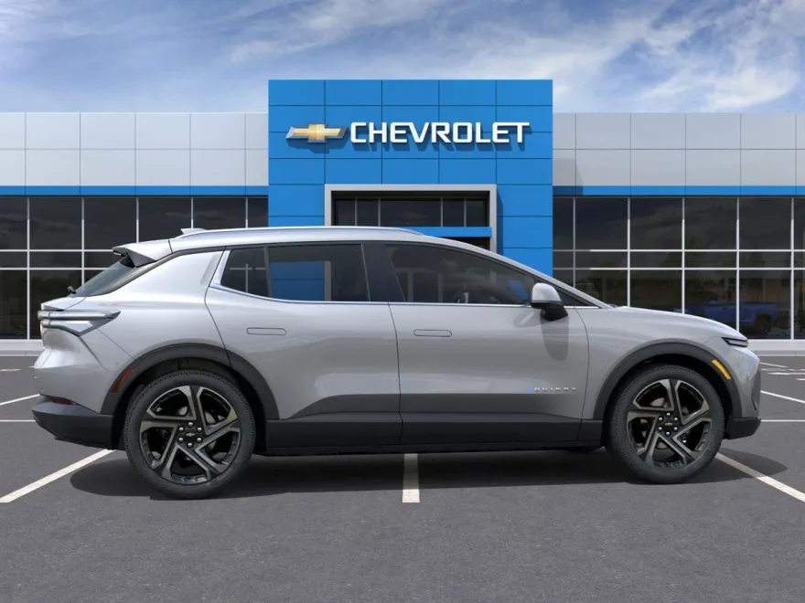 2026 Chevrolet Equinox EV 1LT photo 1