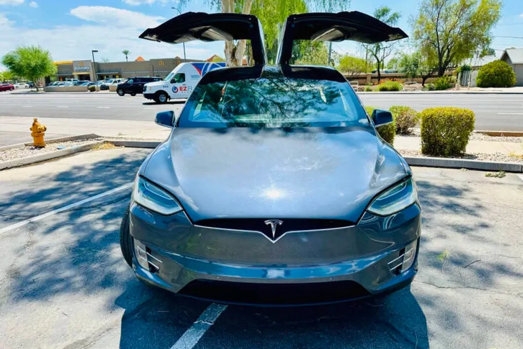 2018 Tesla Model X 75D photo 1