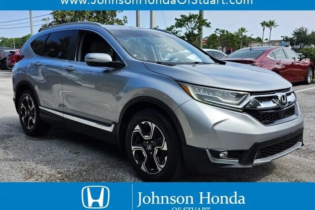 2017 Honda CR-V Touring photo 1