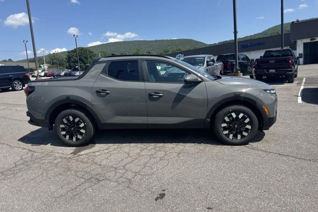 2026 Hyundai Santa Cruz SEL Activity photo 1