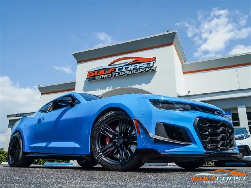 2023 Chevrolet Camaro ZL1 photo 1