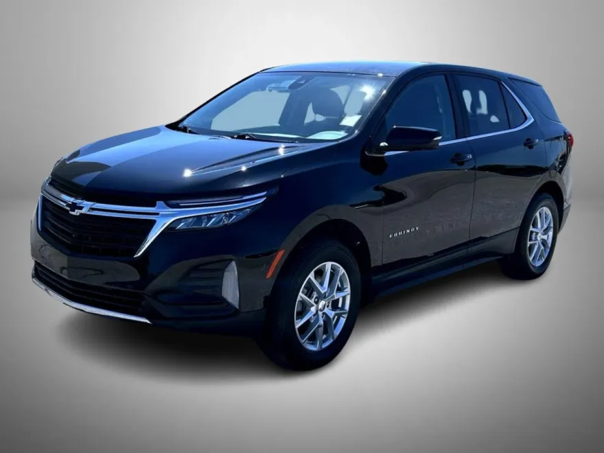 2022 Chevrolet Equinox LT photo 1