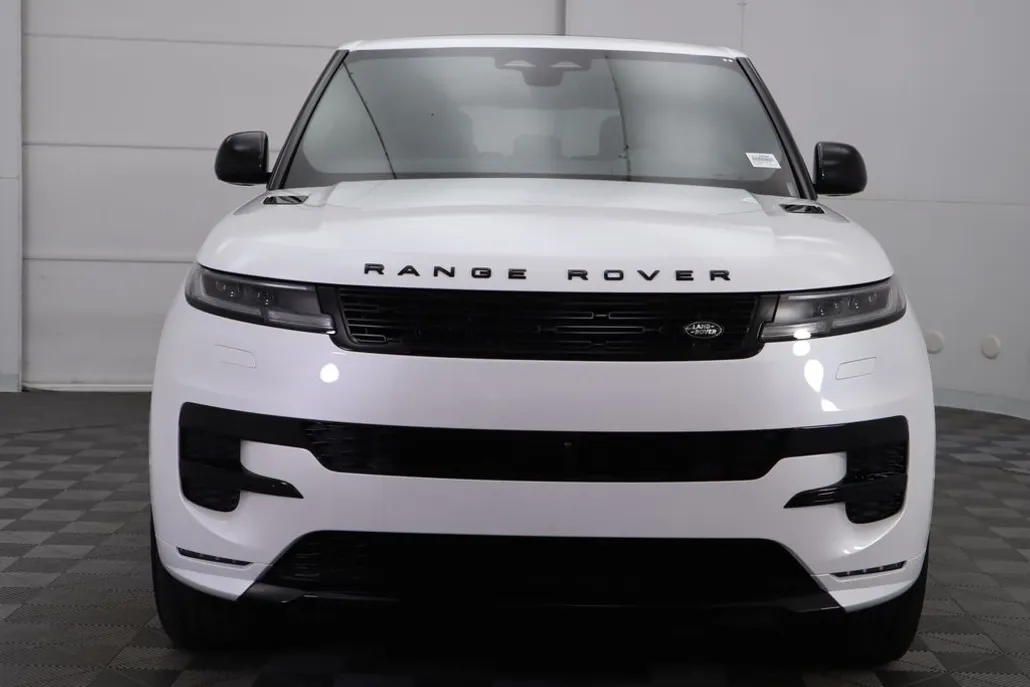 2025 Land Rover Range Rover Sport SE photo 1