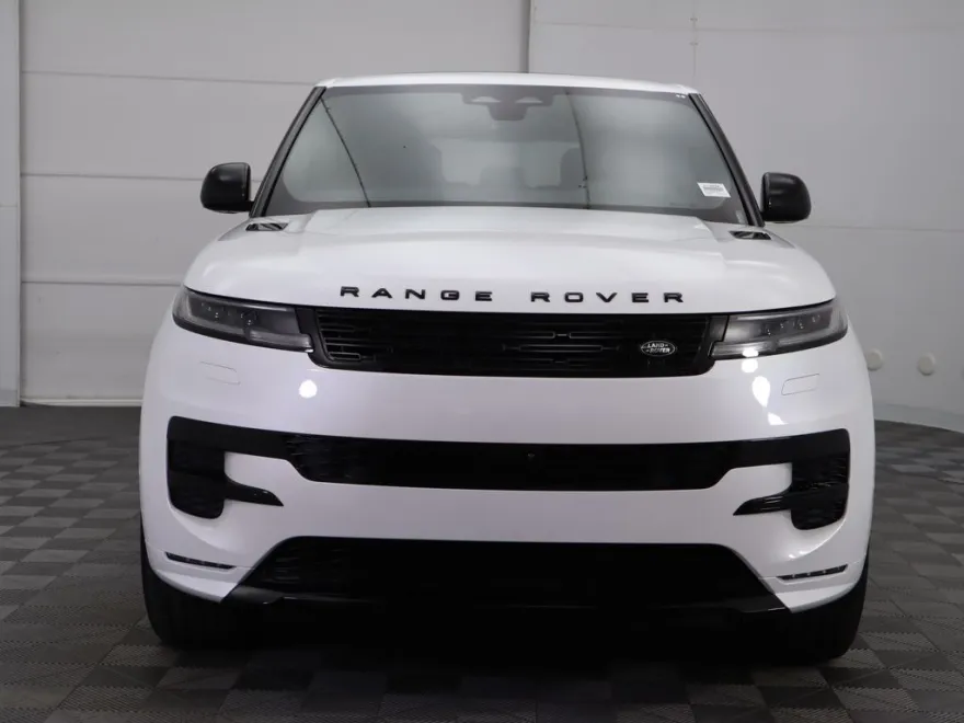 2025 Land Rover Range Rover Sport SE photo 1