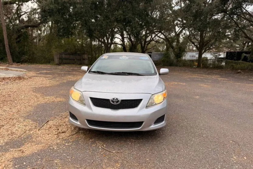 2009 Toyota Corolla XLE photo 1