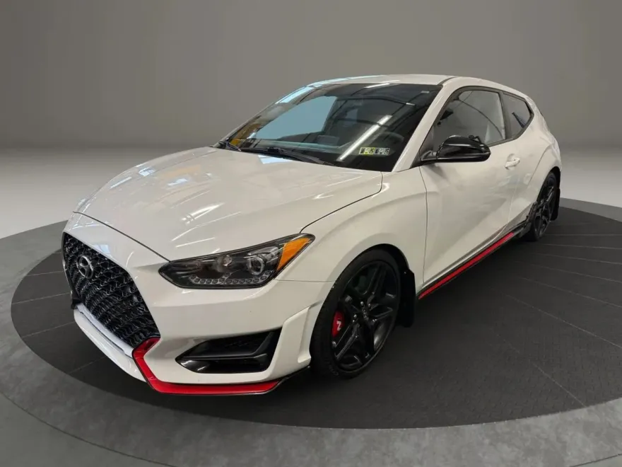 2020 Hyundai Veloster N photo 1