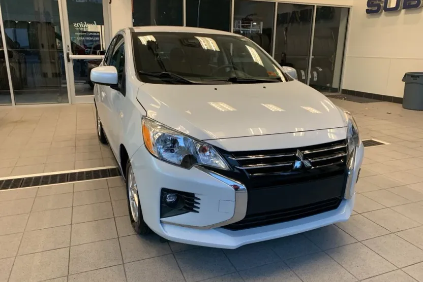2024 Mitsubishi Mirage ES LE photo 1