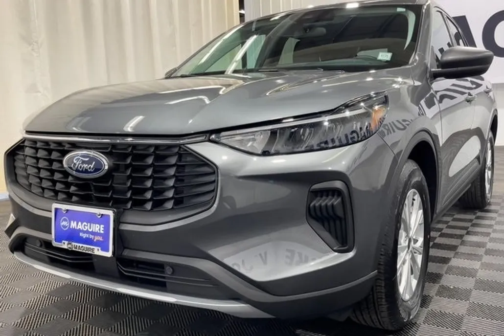 2023 Ford Escape Active photo 1