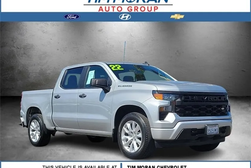 2022 Chevrolet Silverado 1500 Custom photo 1