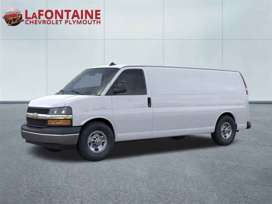 2025 Chevrolet Express Cargo 3500 photo 1