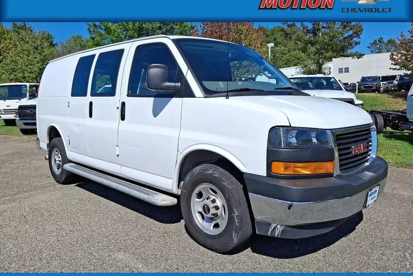 2023 Gmc Savana Cargo 2500 photo 1
