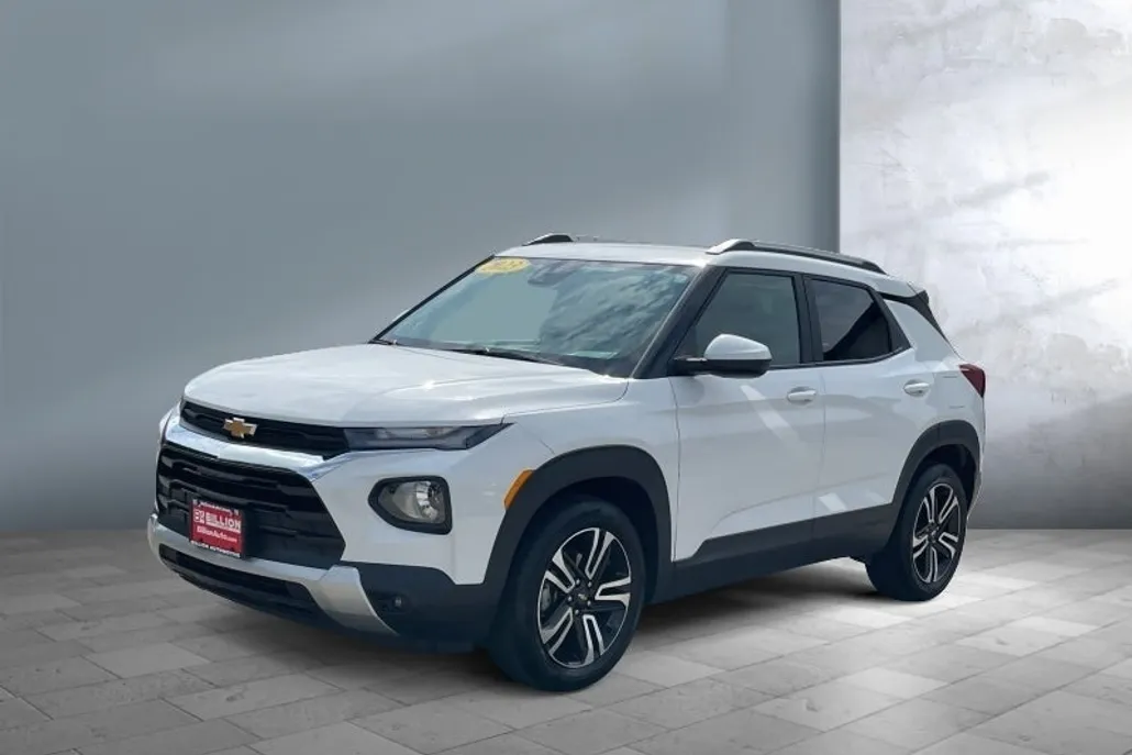 2023 Chevrolet Trailblazer LT photo 1