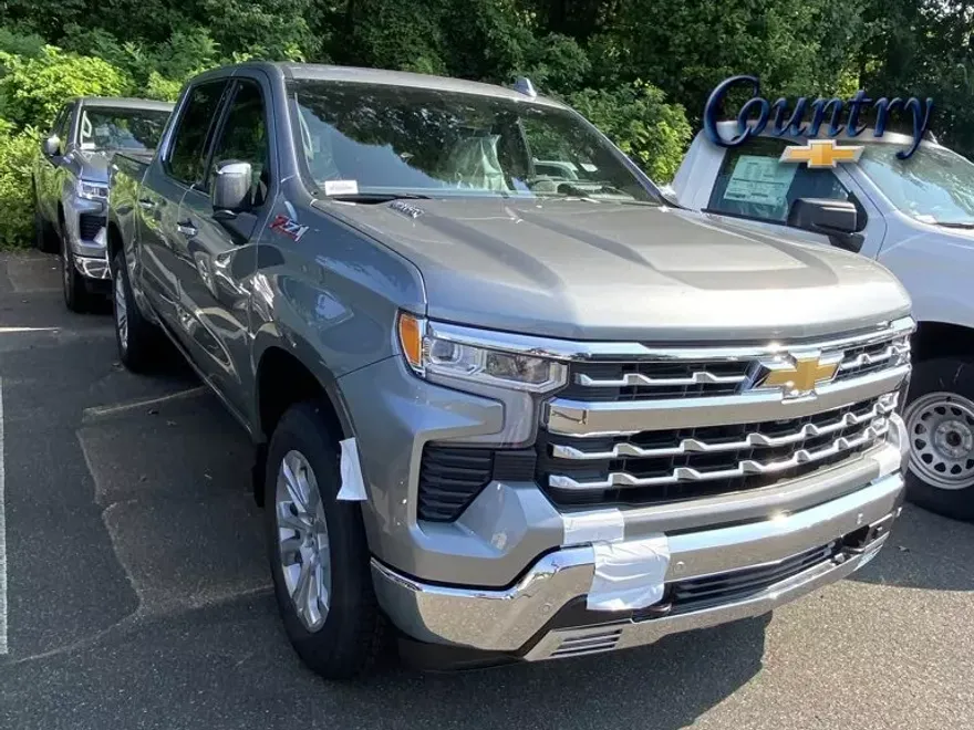 2025 Chevrolet Silverado 1500 LTZ photo 1