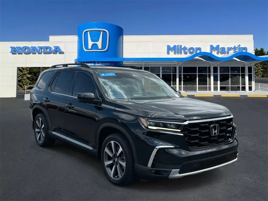 2023 Honda Pilot Elite photo 1