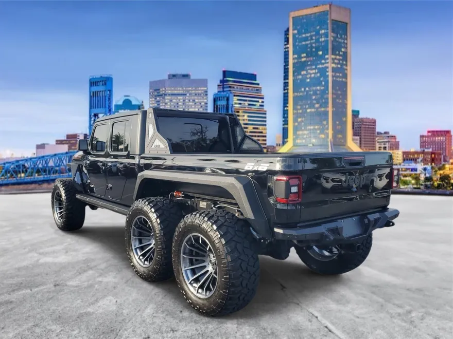 2022 Jeep Gladiator Sport S photo 1