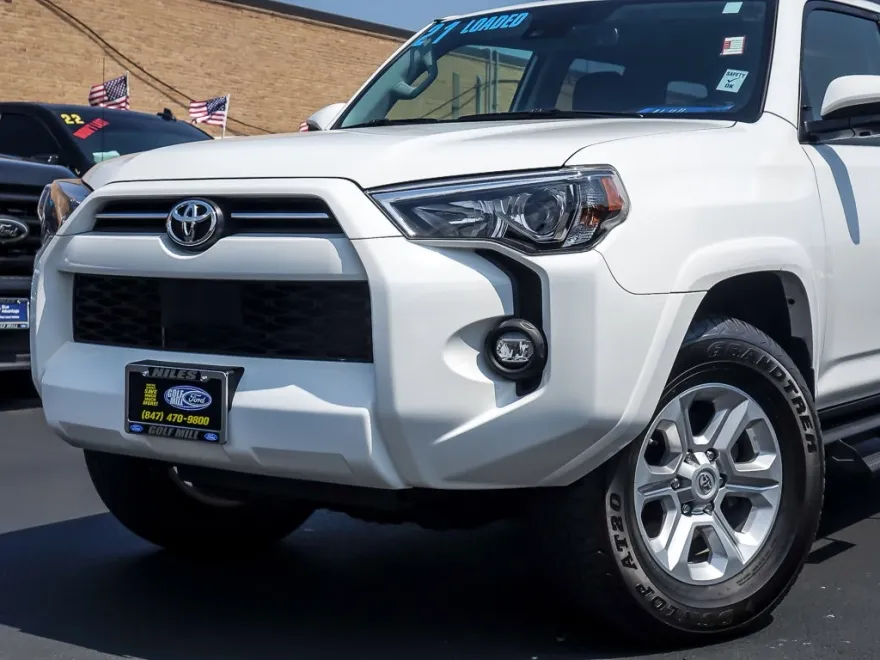 2021 Toyota 4Runner SR5 Premium photo 1