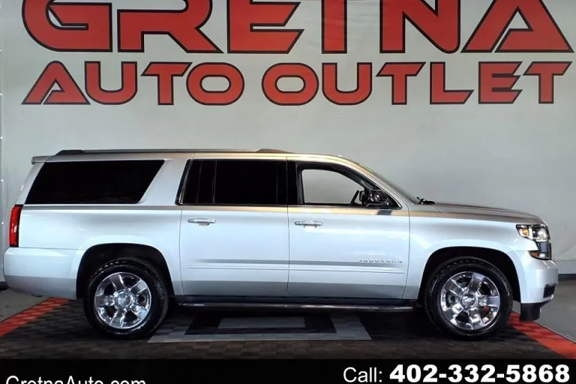 2017 Chevrolet Suburban 1500 Premier photo 1