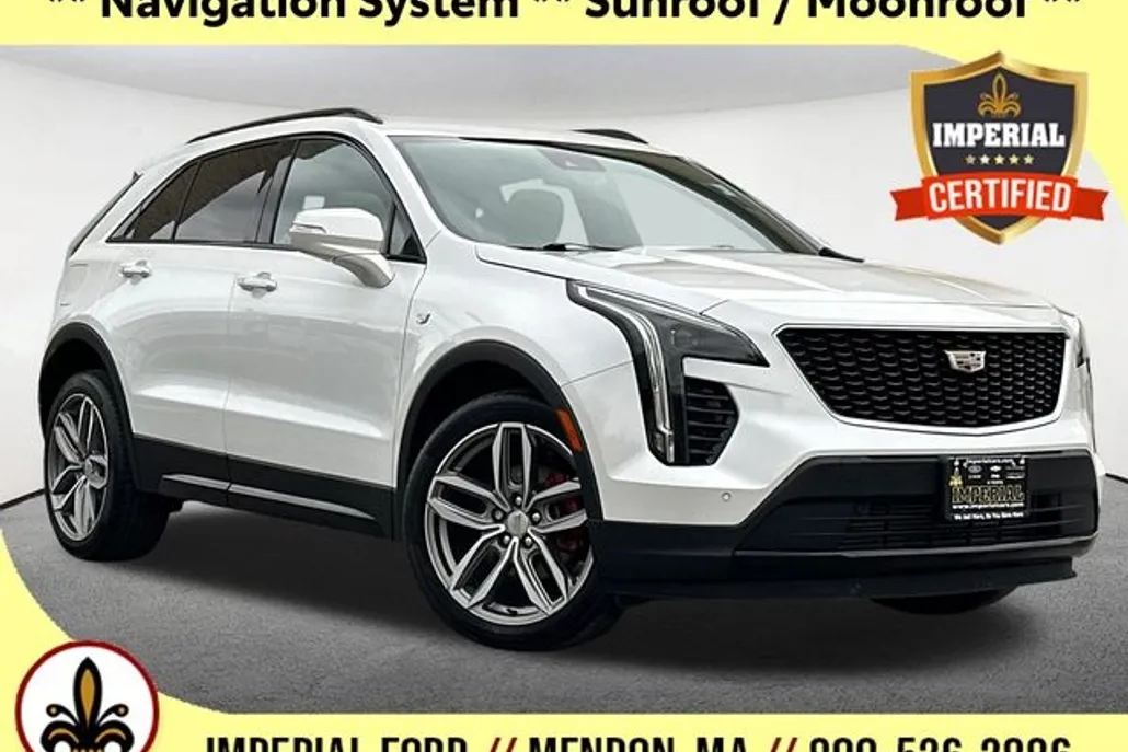 2021 Cadillac XT4 Sport photo 1
