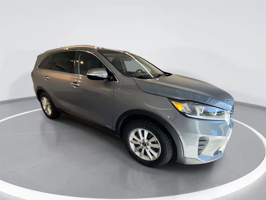 2020 Kia Sorento LX photo 1