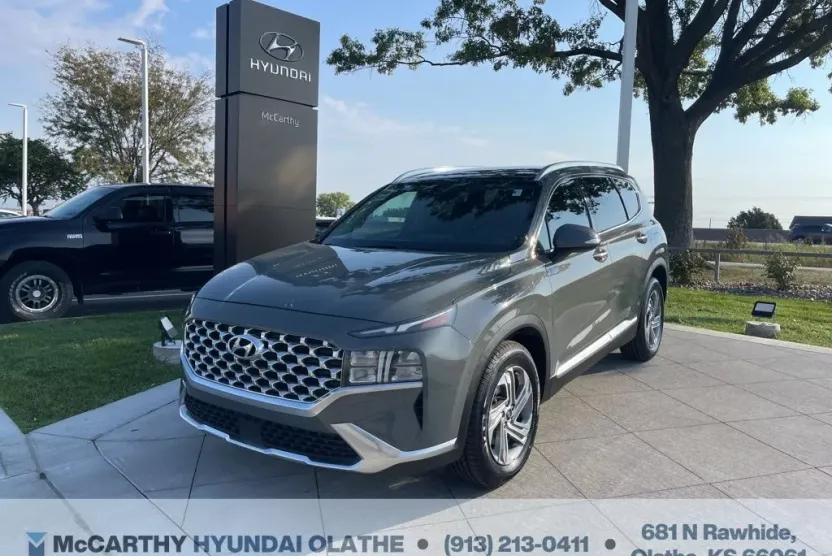 2022 Hyundai Santa Fe SEL Premium photo 1