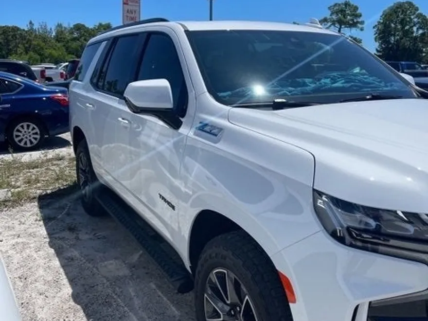 2021 Chevrolet Tahoe Z71 photo 1