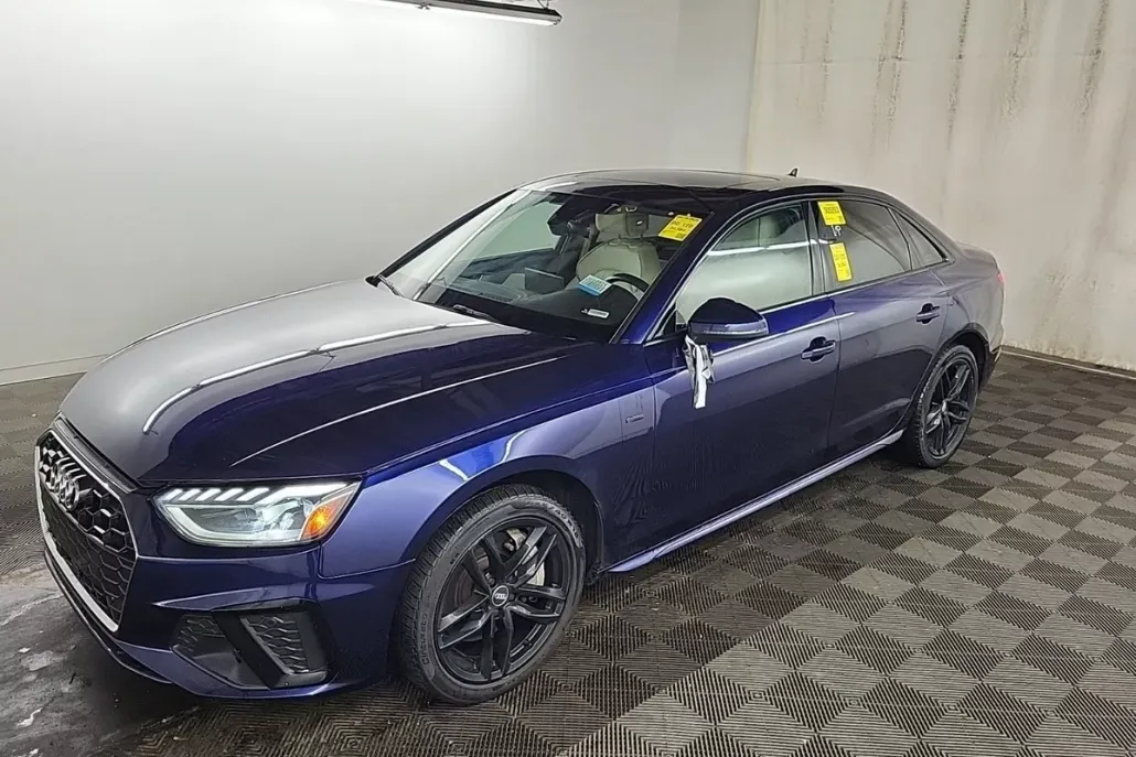 2021 Audi A4 S line Premium Plus photo 1