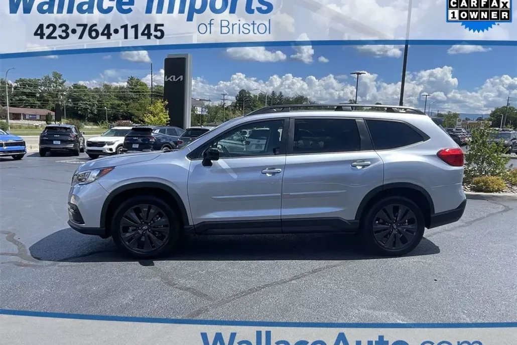 2022 Subaru Ascent Onyx Edition photo 1