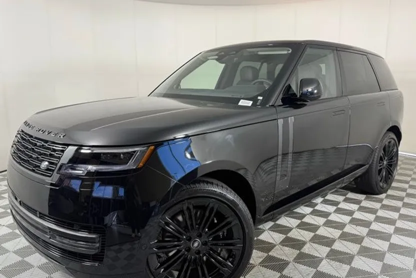 2025 Land Rover Range Rover SE photo 1