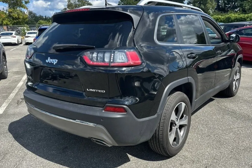 2019 Jeep Cherokee Limited photo 1