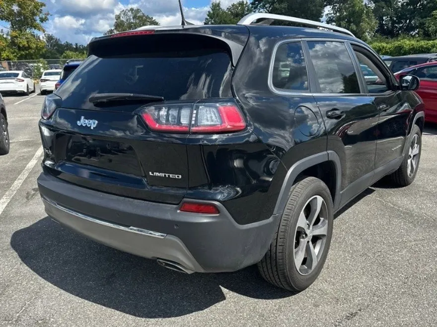 2019 Jeep Cherokee Limited photo 1