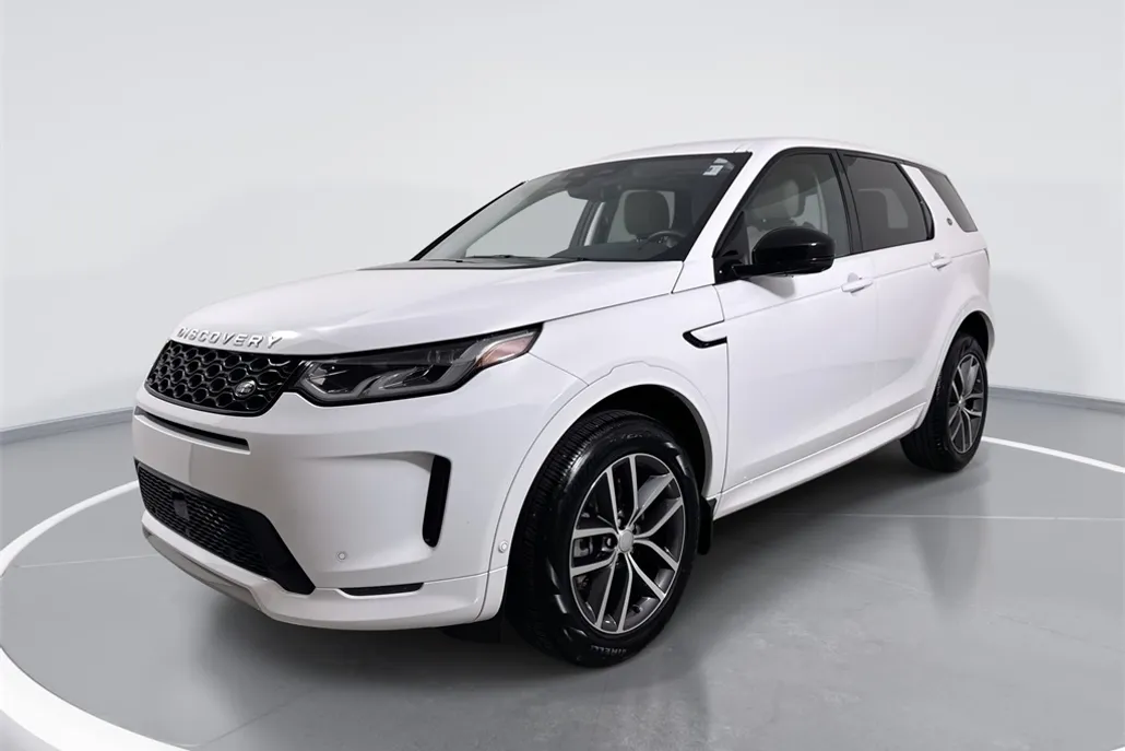 2024 Land Rover Discovery Sport S photo 1