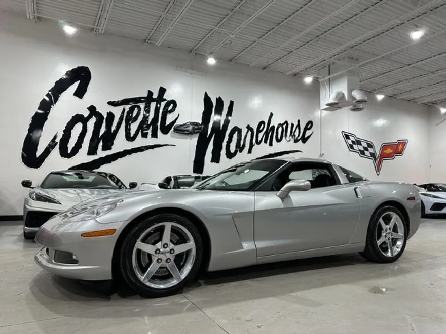 2005 Chevrolet Corvette 3LT photo 1
