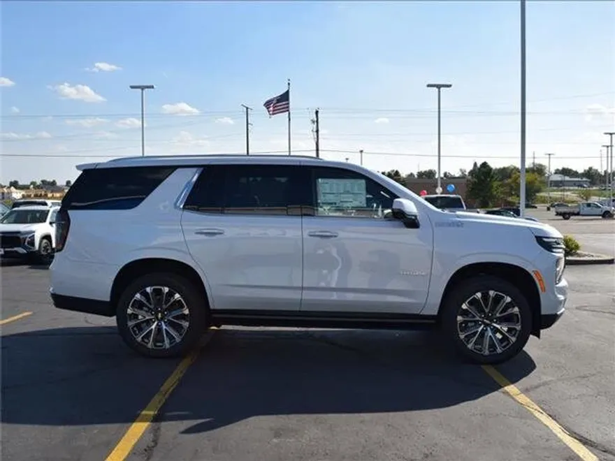 2026 Chevrolet Tahoe High Country photo 1