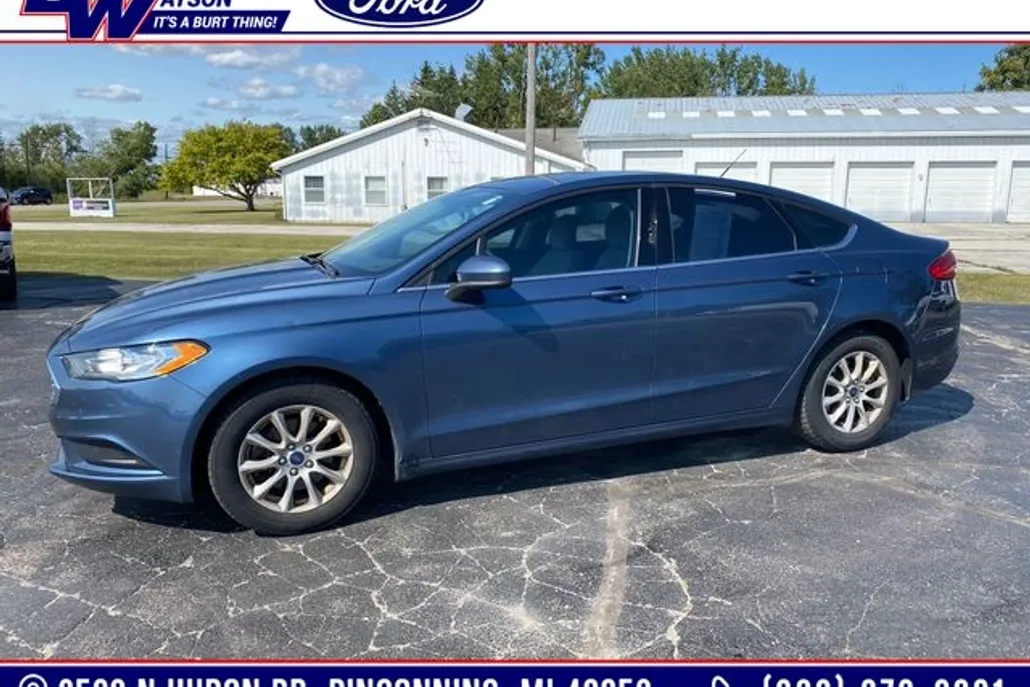 2018 Ford Fusion S photo 1
