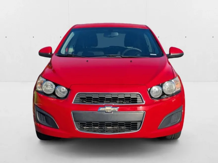 2014 Chevrolet Sonic LT photo 1