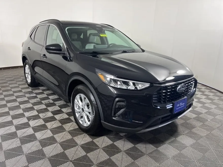 2023 Ford Escape Active photo 1