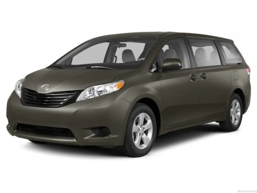 2013 Toyota Sienna XLE photo 1