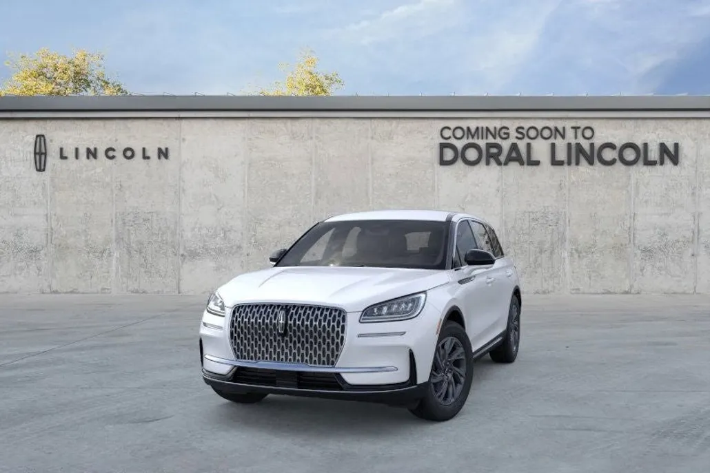 2025 Lincoln Corsair Premiere photo 1